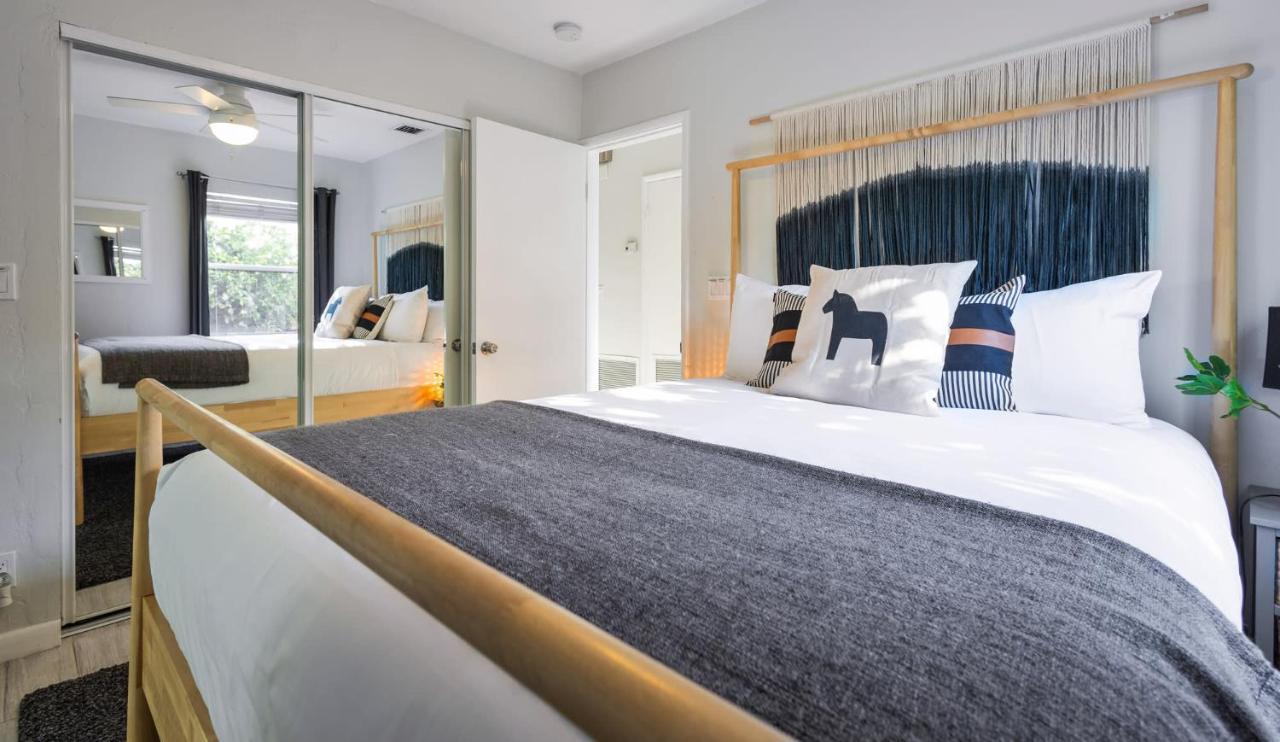 フォート・ローダーデール Casa Limon - Private Heated Pool Prime Location & Parkingヴィラ エクステリア 写真